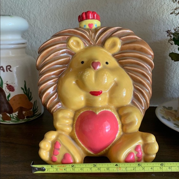 Brave Heart Lion large Ceramic Figurine - Picture 5 of 6